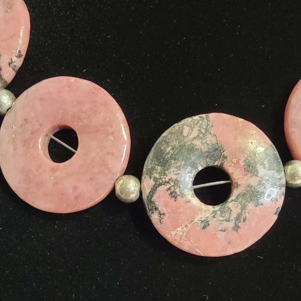 Raspberry Pink Rhodolite Circle Necklace - Picture 2 of 10